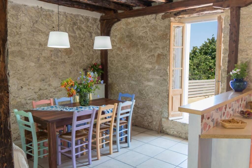 Villa Rocca Nikiana Bagian luar foto