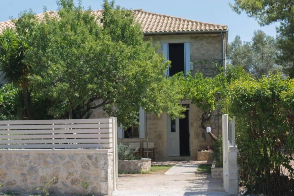 Villa Rocca Nikiana Bagian luar foto